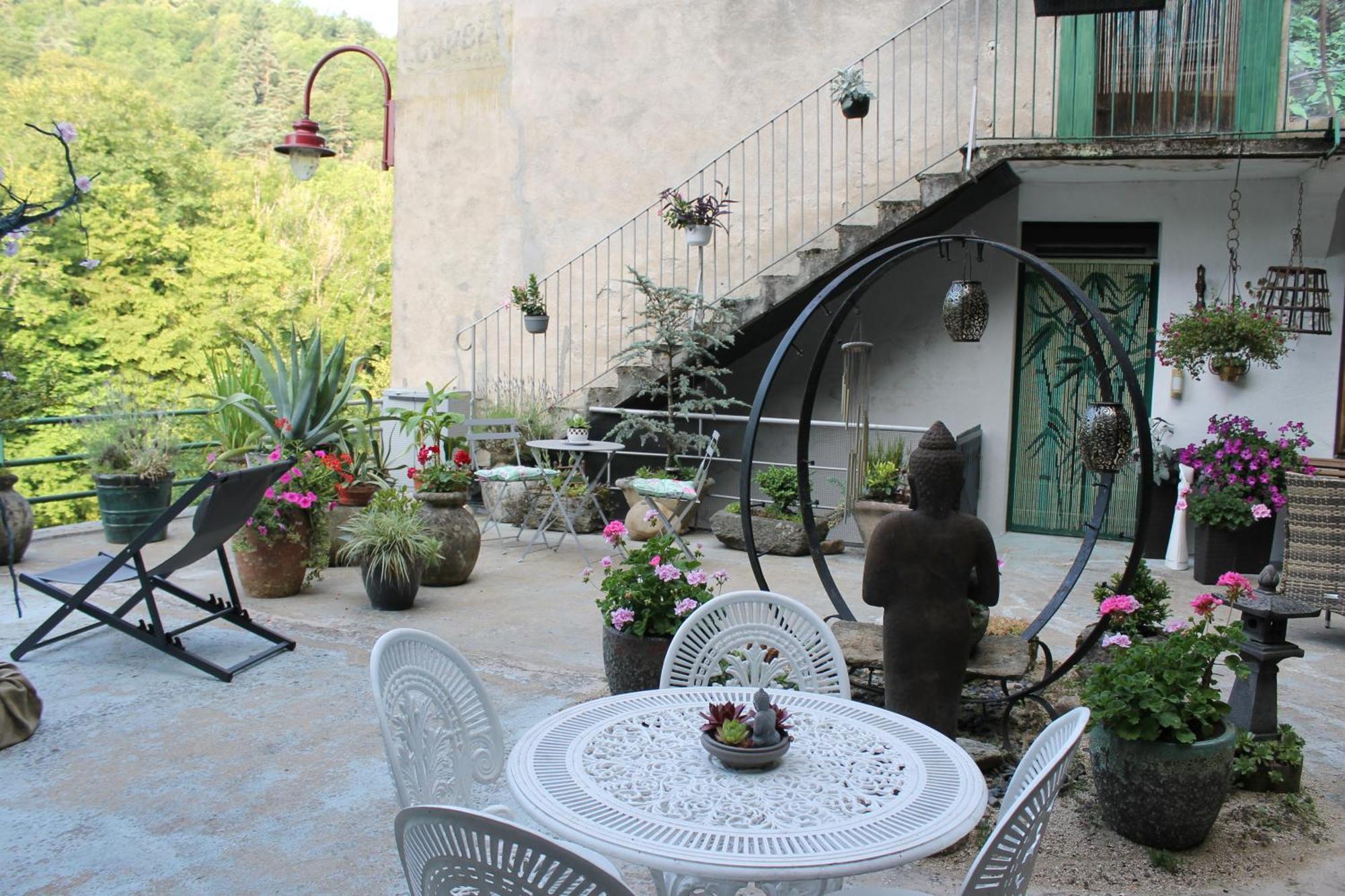 Chambre Bounty, B&B, Cuisine Privee, Lit Queen Size, Terrasse, Parking, Garage Olliergues Zewnętrze zdjęcie