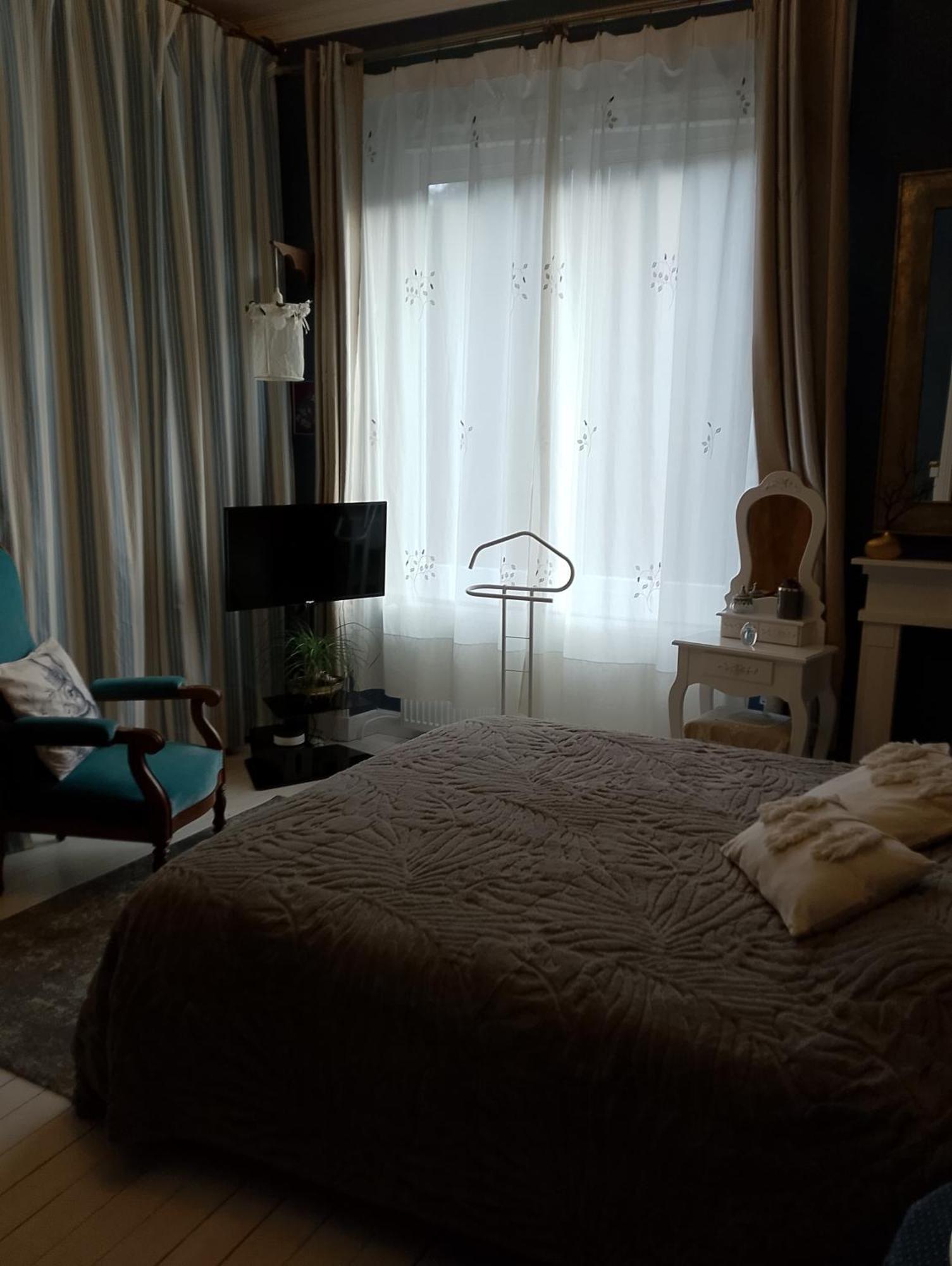 Chambre Bounty, B&B, Cuisine Privee, Lit Queen Size, Terrasse, Parking, Garage Olliergues Zewnętrze zdjęcie