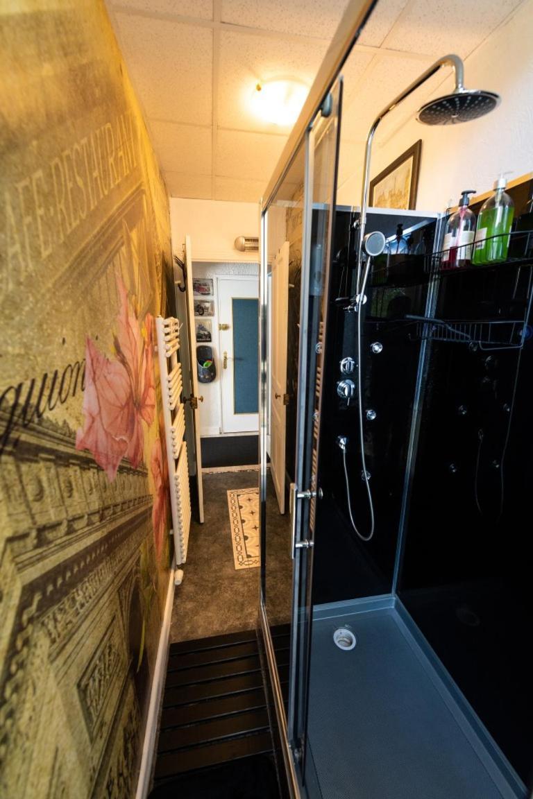 Chambre Bounty, B&B, Cuisine Privee, Lit Queen Size, Terrasse, Parking, Garage Olliergues Zewnętrze zdjęcie